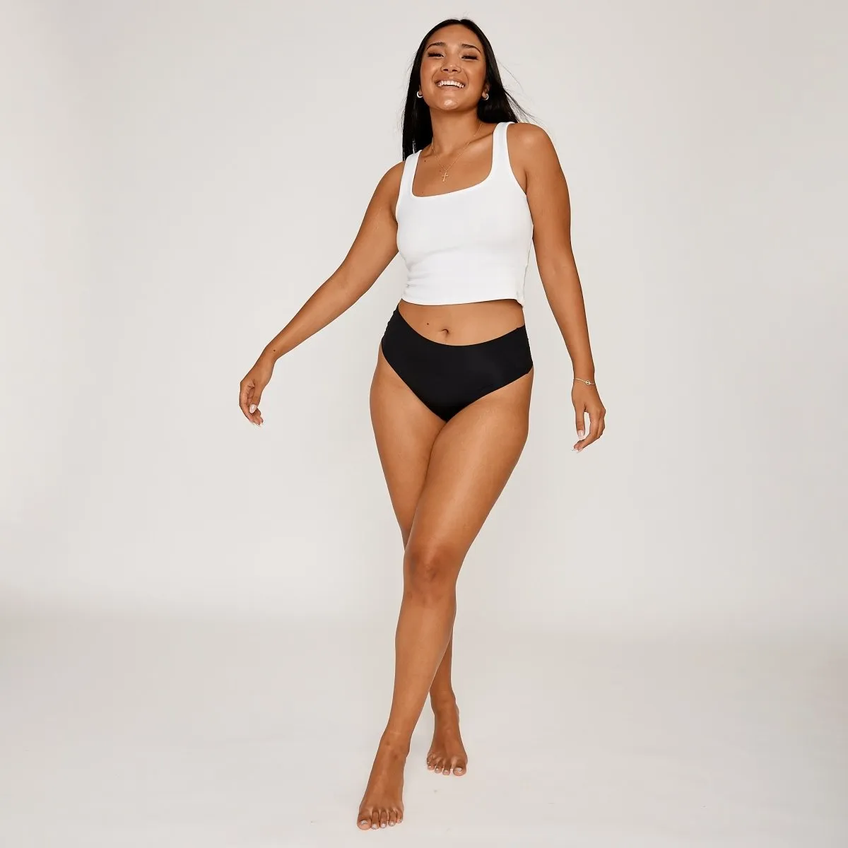 Mid-Rise Thong - Seamless Ultrasmooth - Black