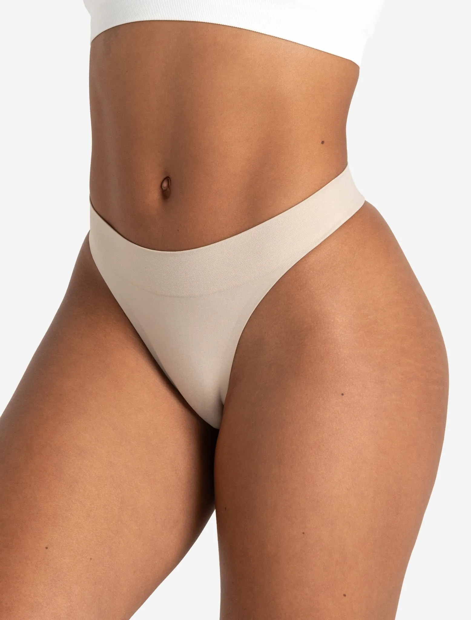 Seamless Thong - Cream